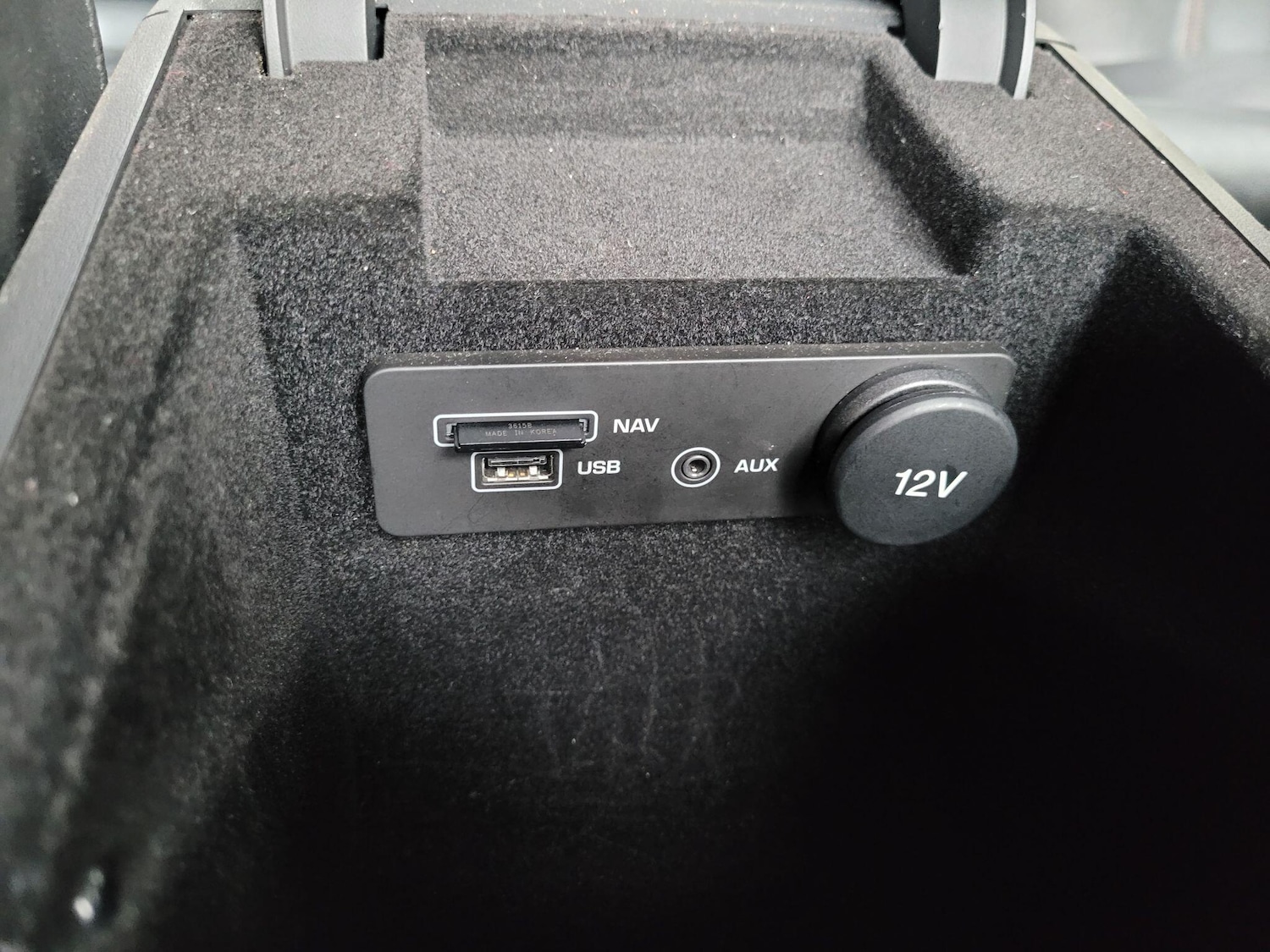 Used Jaguar XE 2015 for sale - 76984713: Photo 65