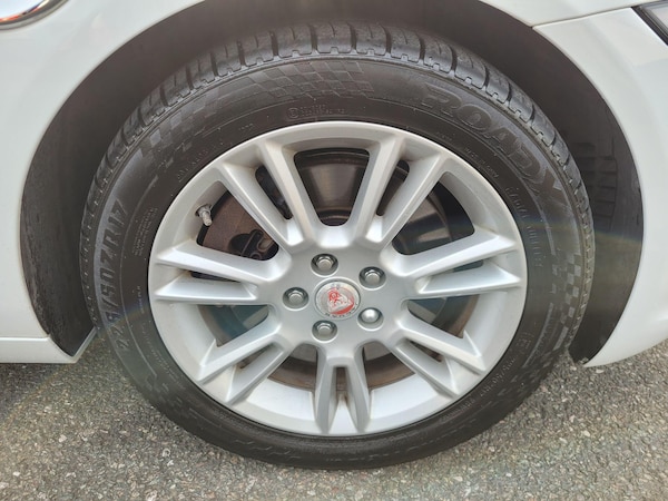 Used Jaguar XE 2015 for sale - 75492446: Photo 14