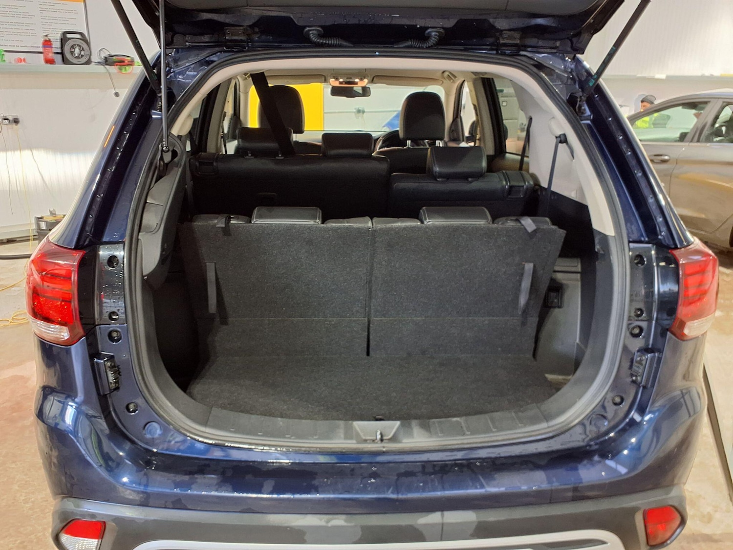 Used Mitsubishi Outlander 2019 for sale - 77175851: Photo 10