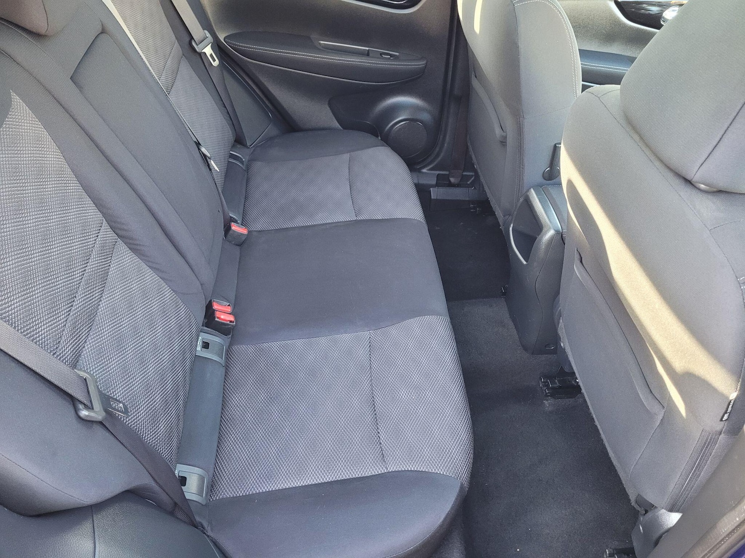 Used Nissan Qashqai 2015 for sale - 76984719: Photo 15