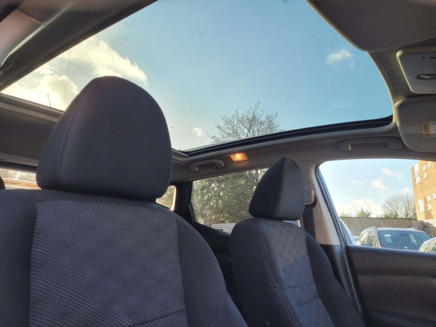 Used Nissan Qashqai 2015 for sale - 76984719: Photo 19