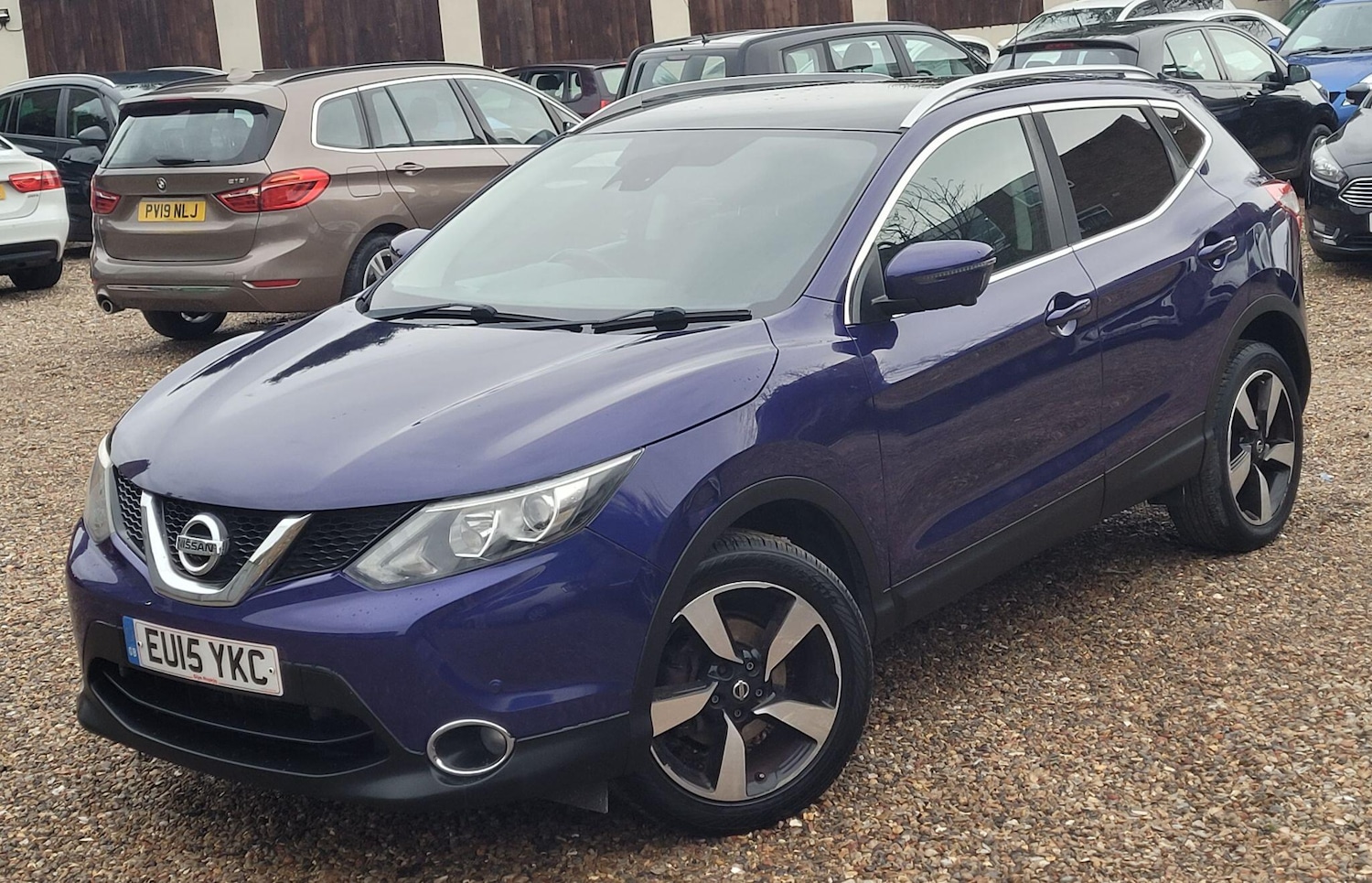 Used Nissan Qashqai 2015 for sale - 76984719: Photo 2