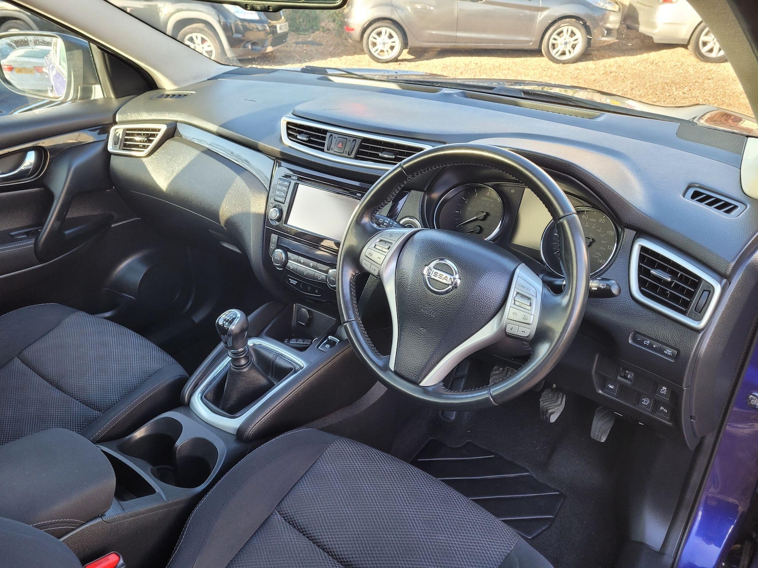 Used Nissan Qashqai 2015 for sale - 76984719: Photo 9