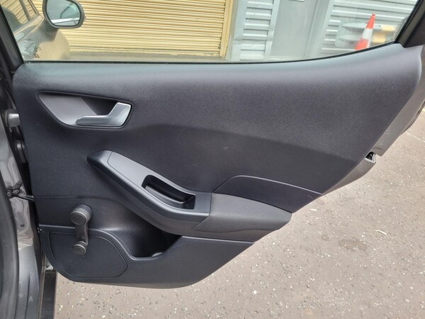 Used Ford Fiesta 2018 for sale - 76166381: Photo 17