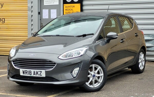 Used Ford Fiesta 2018 for sale - 76166381: Photo 2