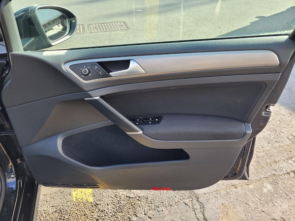 Used Volkswagen Golf 2015 for sale - 75463816: Photo 47