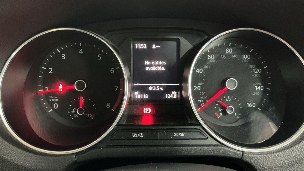 Used Volkswagen Polo 2015 for sale - 77291382: Photo 10