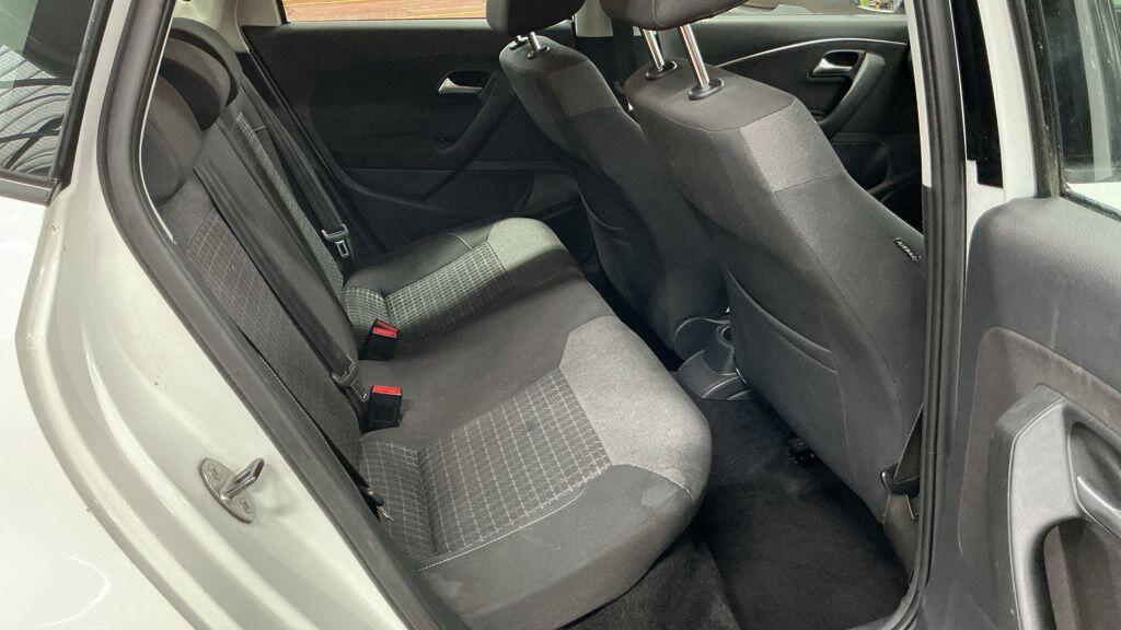 Used Volkswagen Polo 2015 for sale - 77291382: Photo 8