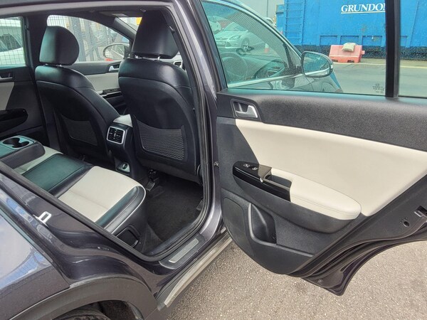 Used Kia Sportage 2018 for sale - 75492840: Photo 48