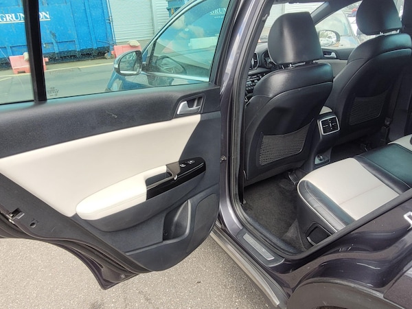 Used Kia Sportage 2018 for sale - 75492840: Photo 53