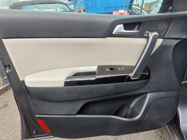 Used Kia Sportage 2018 for sale - 75492840: Photo 57
