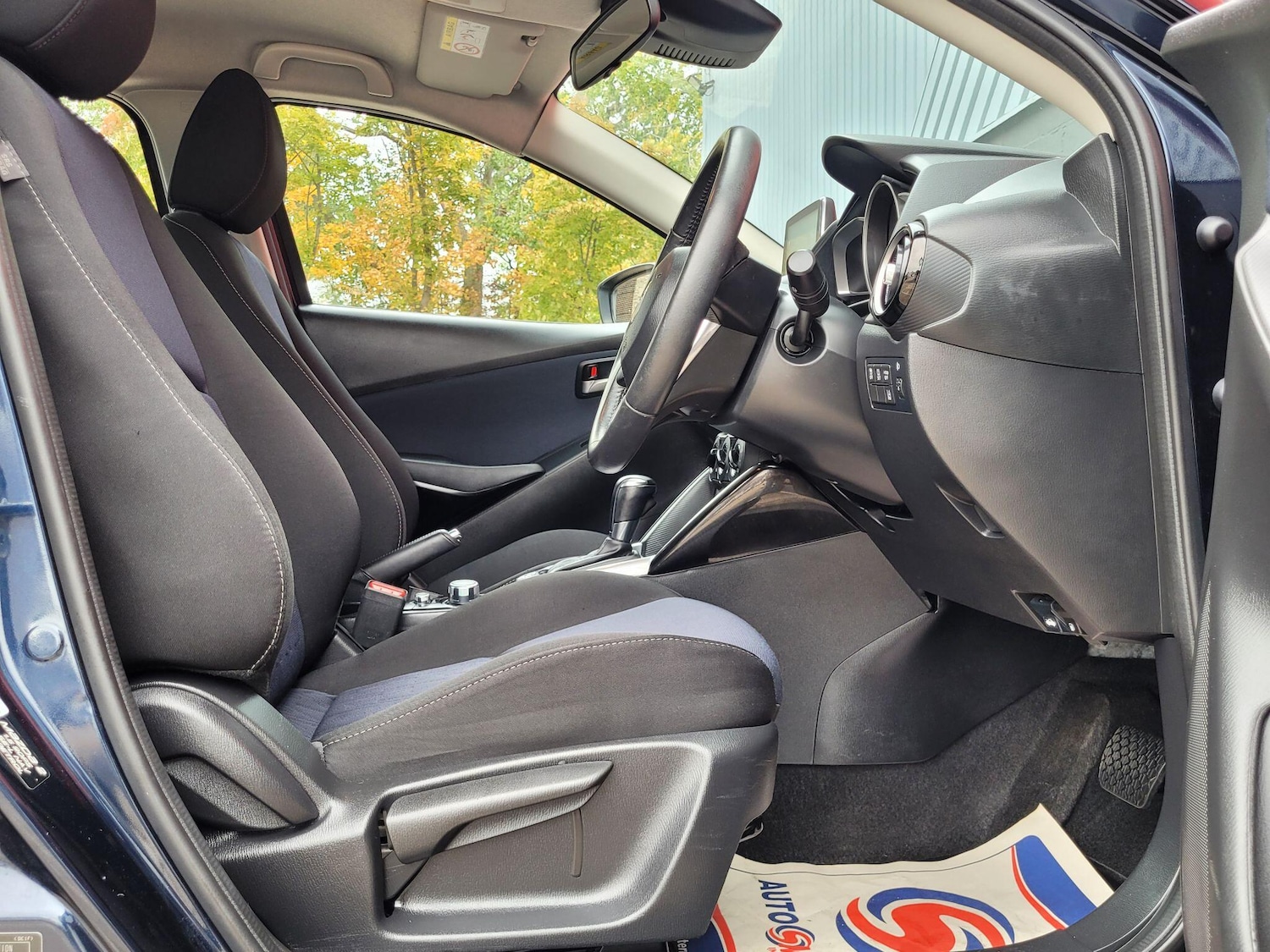 Used Mazda Mazda2 2016 for sale - 76227132: Photo 14