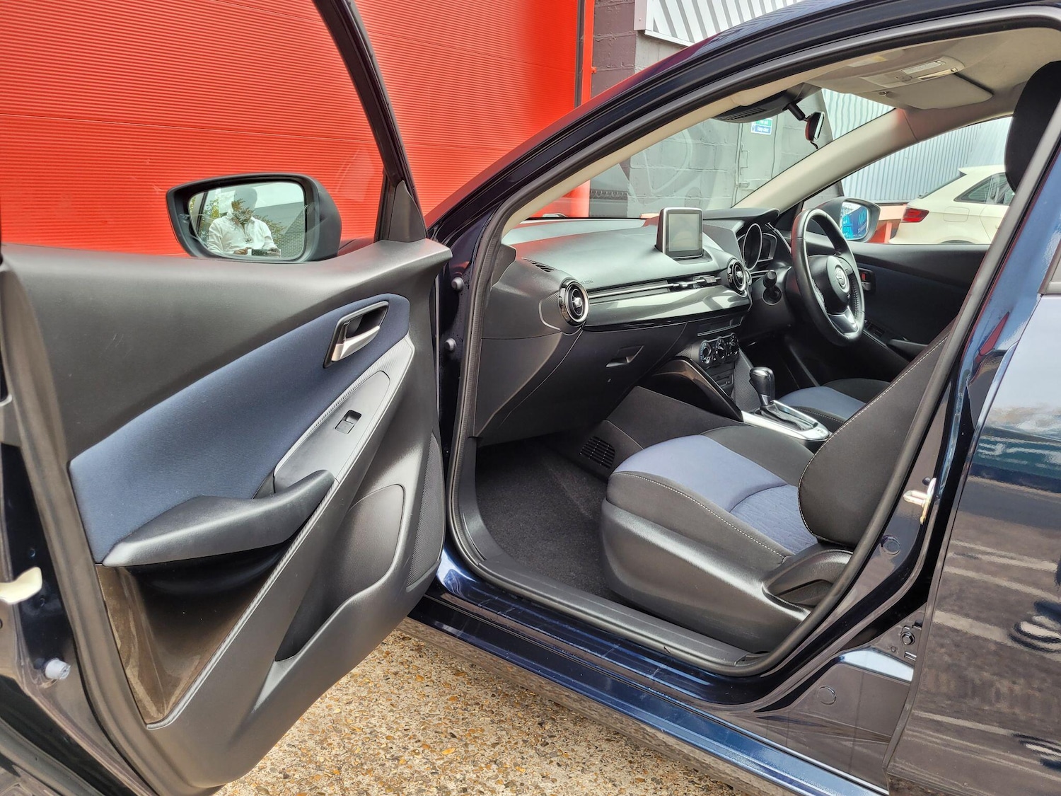 Used Mazda Mazda2 2016 for sale - 76227132: Photo 25