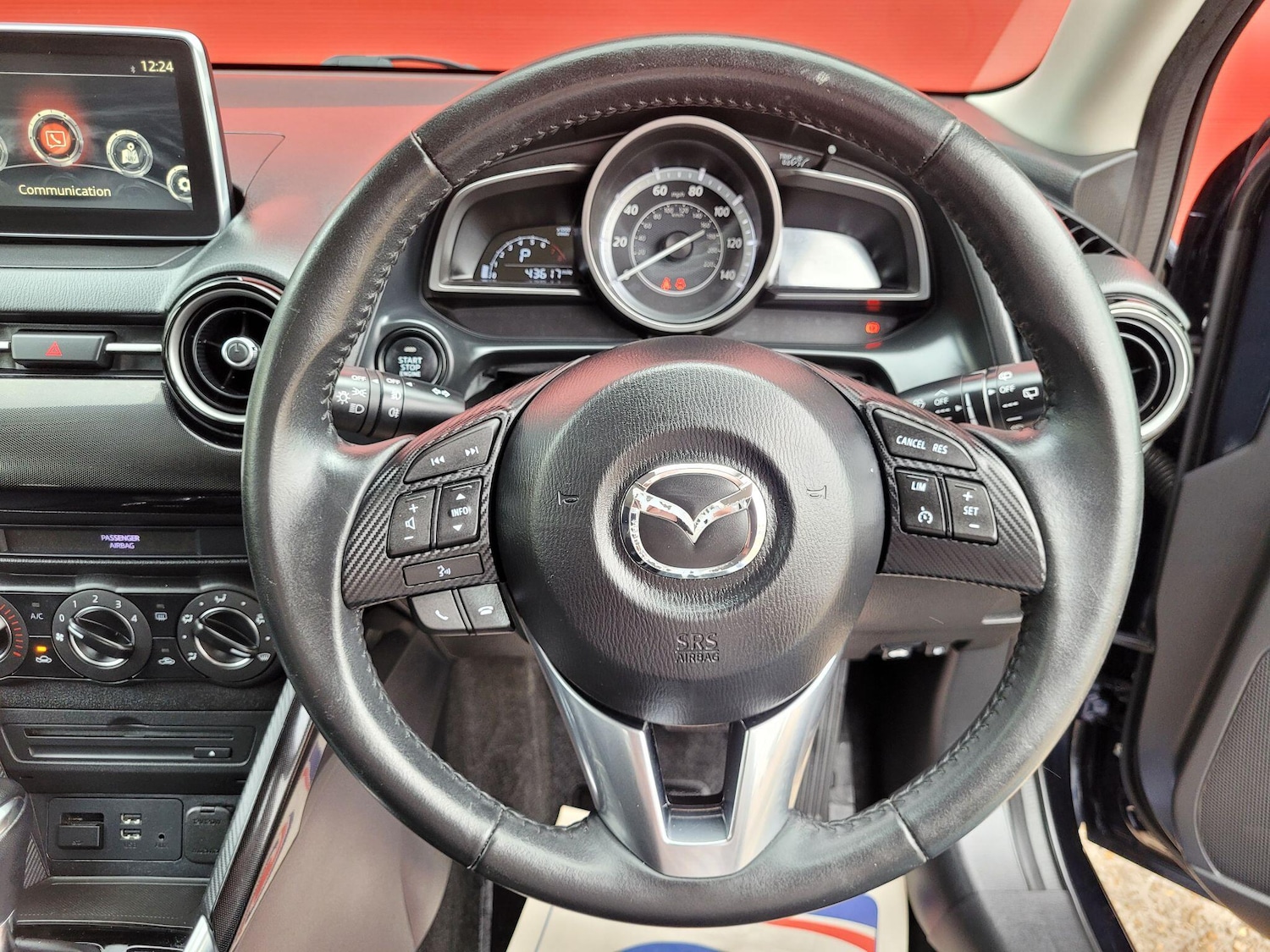 Used Mazda Mazda2 2016 for sale - 76227132: Photo 31