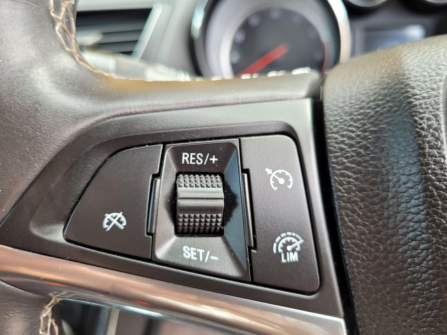 Used Vauxhall Mokka 2014 for sale - 76984690: Photo 18