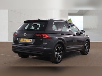 Used Volkswagen Tiguan 2017 for sale - 78622832: Photo