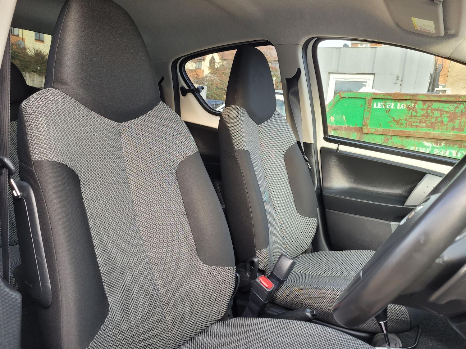 Used Toyota AYGO 2013 for sale - 76984701: Photo 16