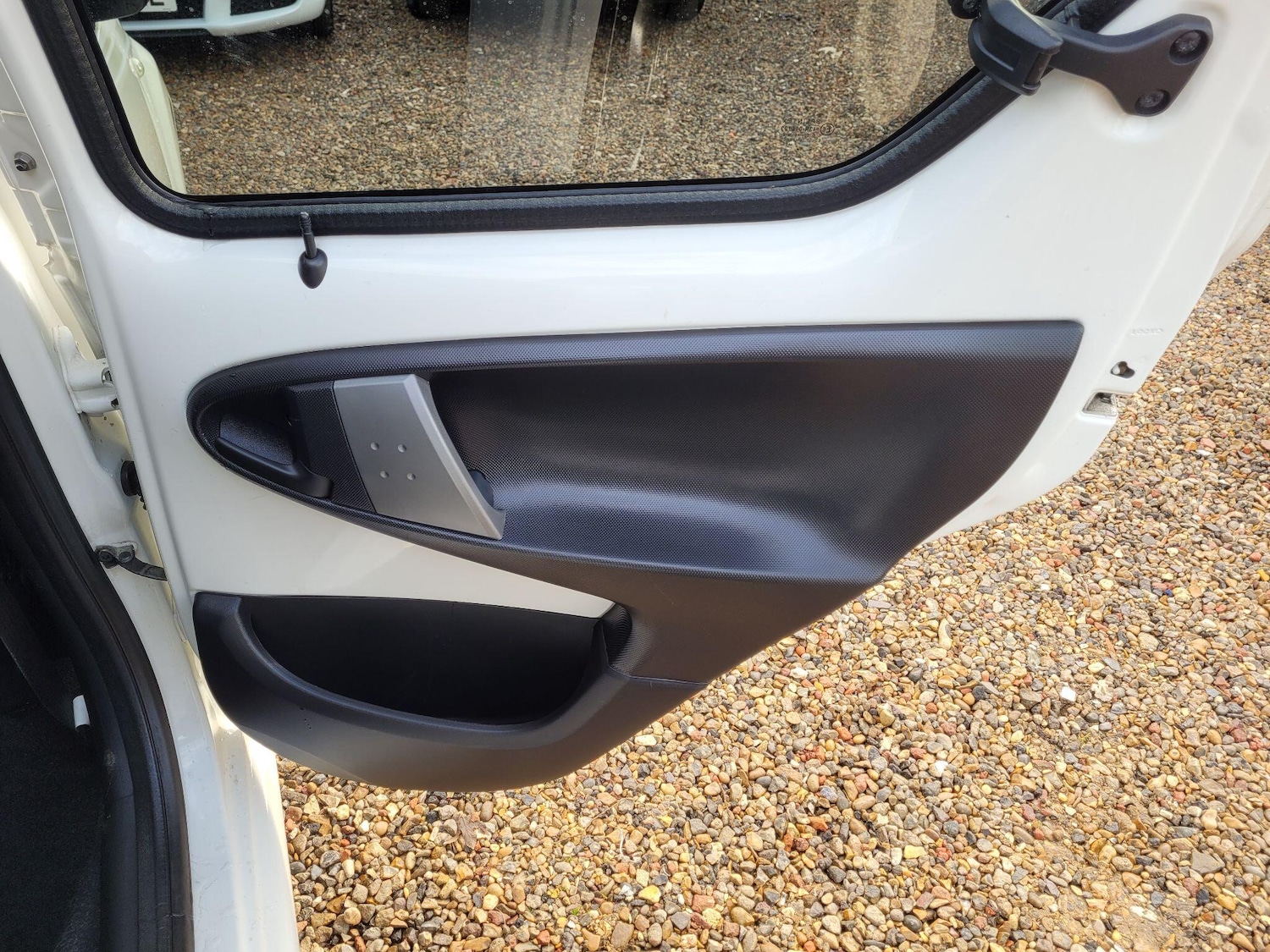 Used Toyota AYGO 2013 for sale - 76984701: Photo 24