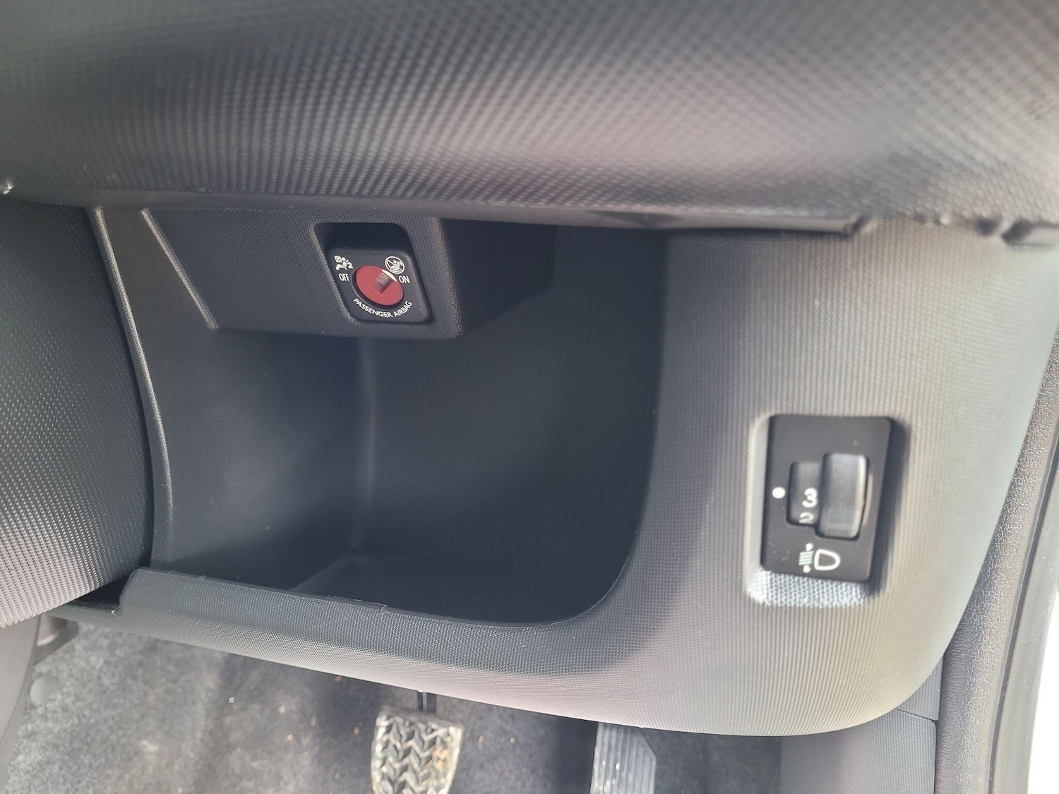 Used Toyota AYGO 2013 for sale - 76984701: Photo 31