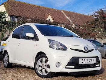 Used Toyota AYGO 2013 for sale - 76984701: Photo