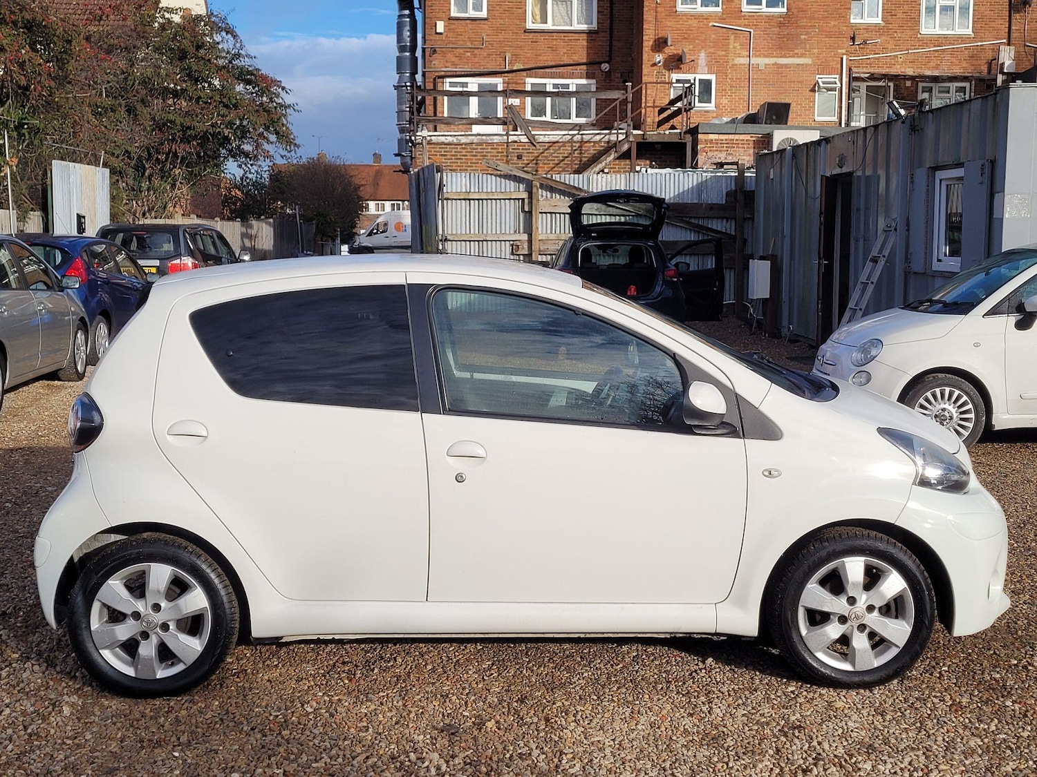 Used Toyota AYGO 2013 for sale - 76984701: Photo 6