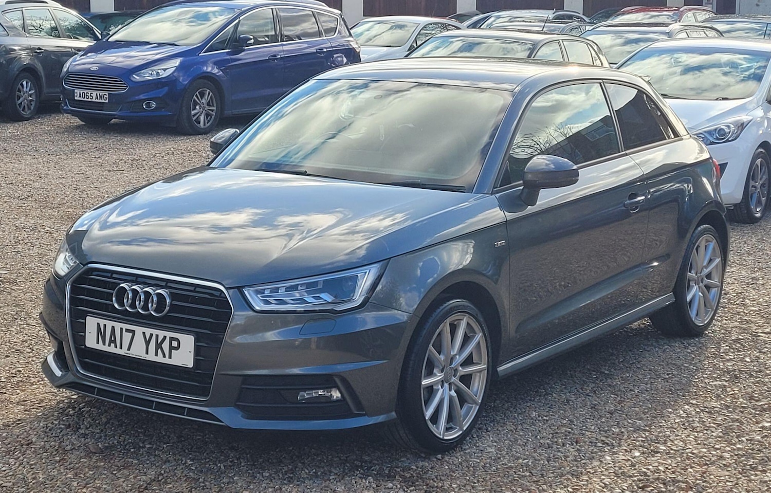 Used Audi A1 2017 for sale - 77564937: Photo 2