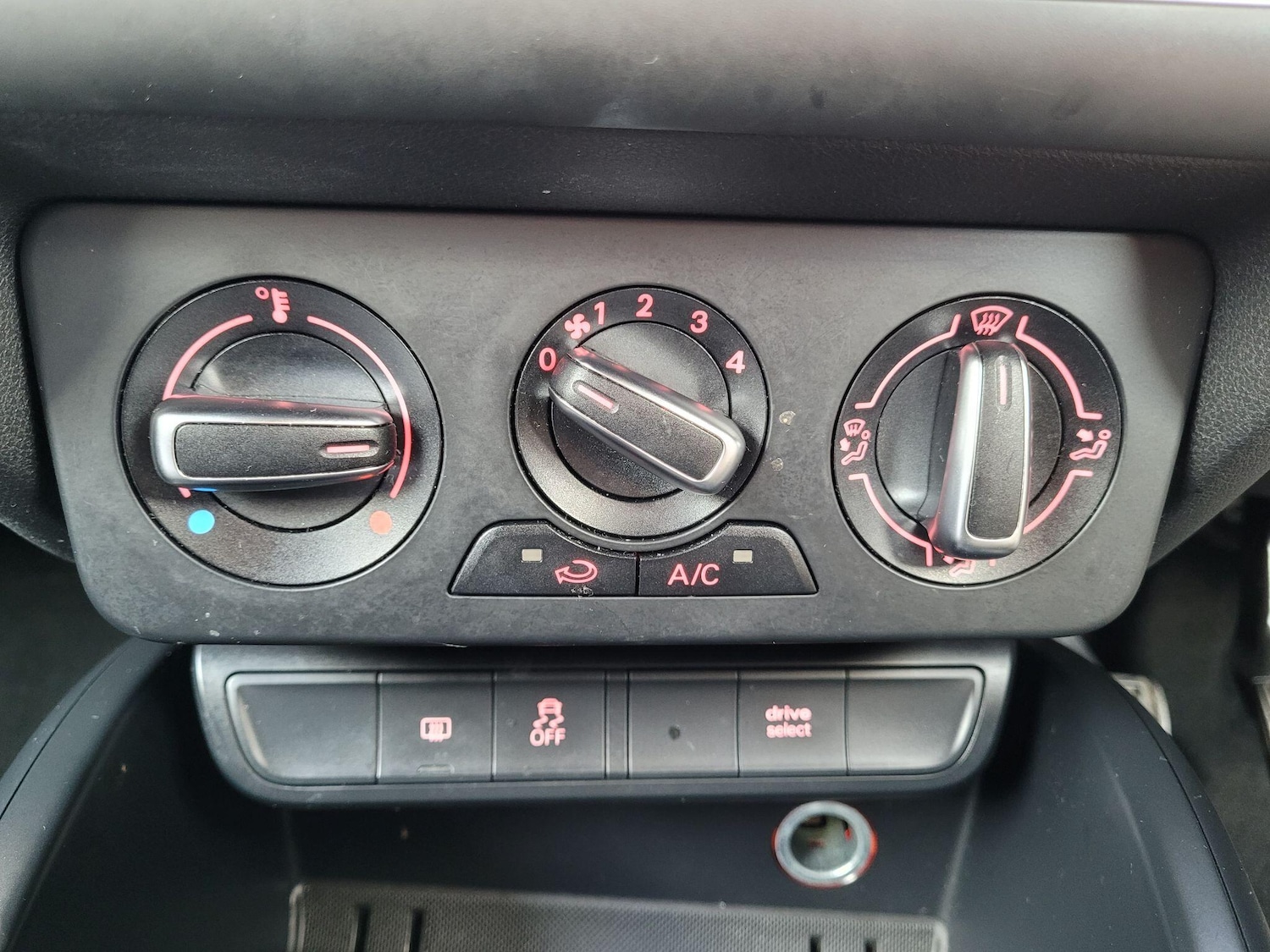 Used Audi A1 2017 for sale - 77564937: Photo 35