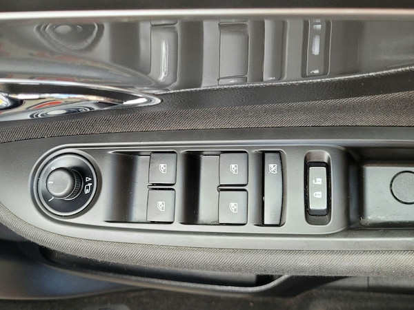 Used Vauxhall Mokka 2014 for sale - 76099133: Photo 21