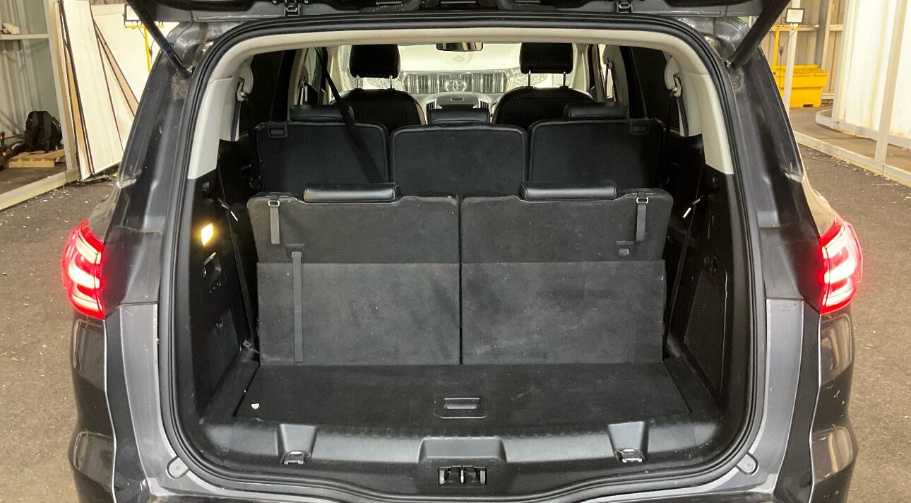 Used Ford S-Max 2016 for sale - 76667219: Photo 11