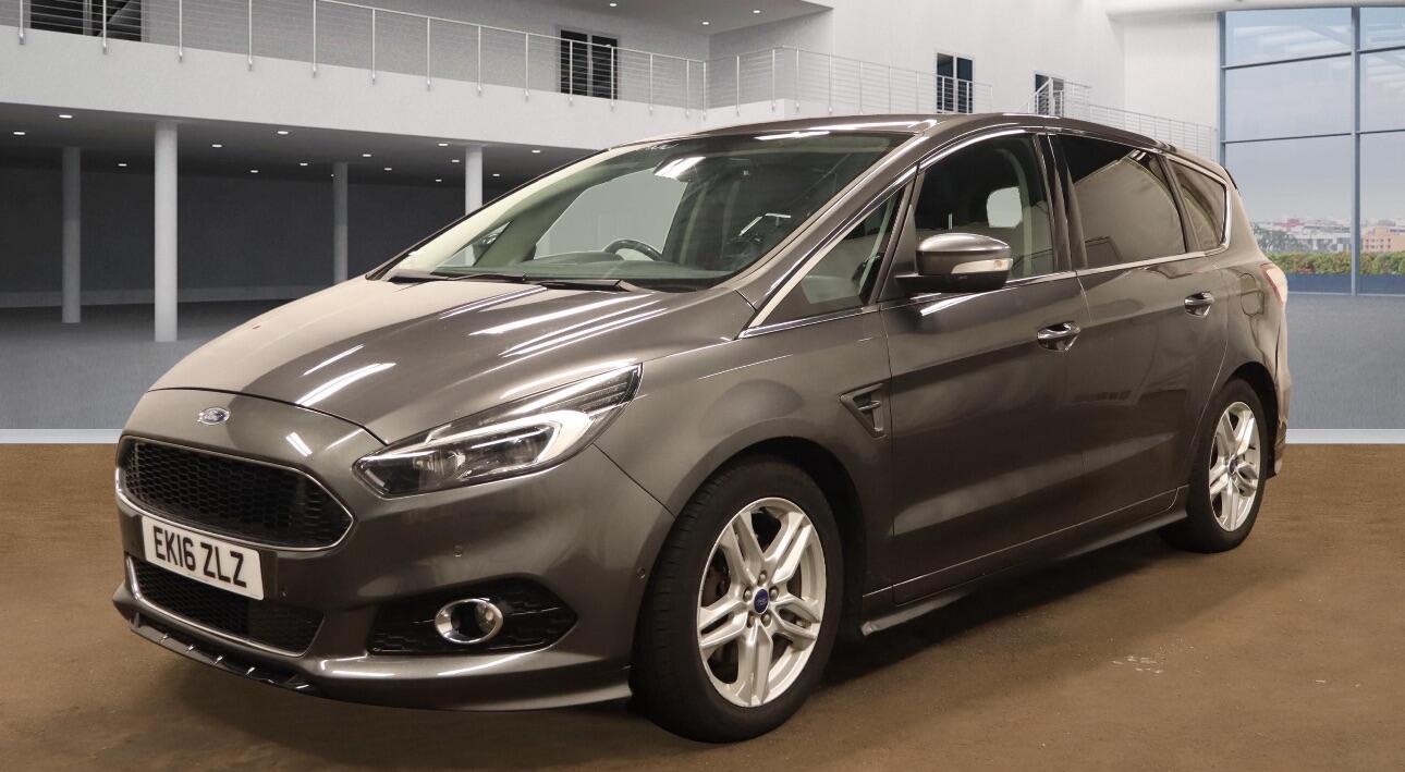 Used Ford S-Max 2016 for sale - 76667219: Photo 2