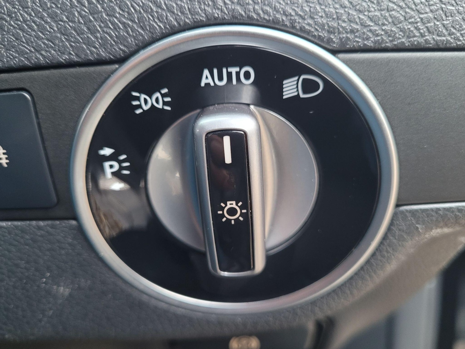 Used Mercedes-Benz A-Class 2018 for sale - 77320474: Photo 15