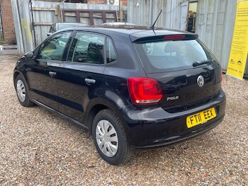 Used Volkswagen Polo 2011 for sale - 77496647: Photo