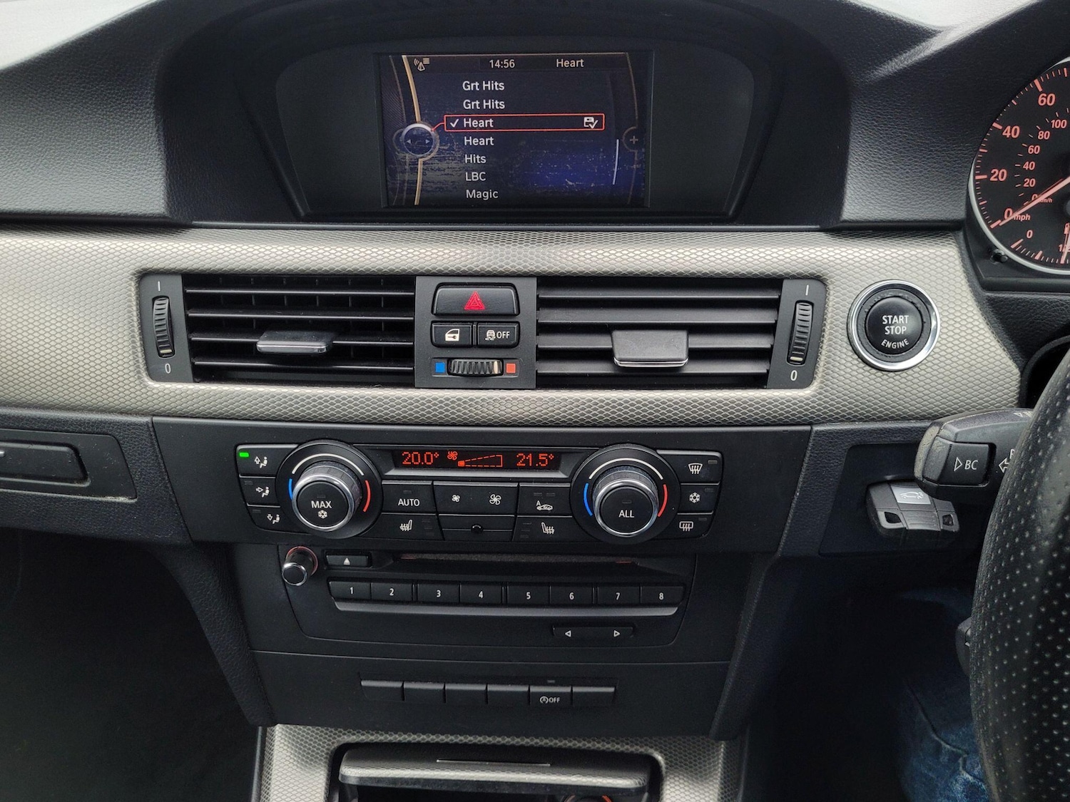 Used BMW 3 Series 2012 for sale - 76765615: Photo 17