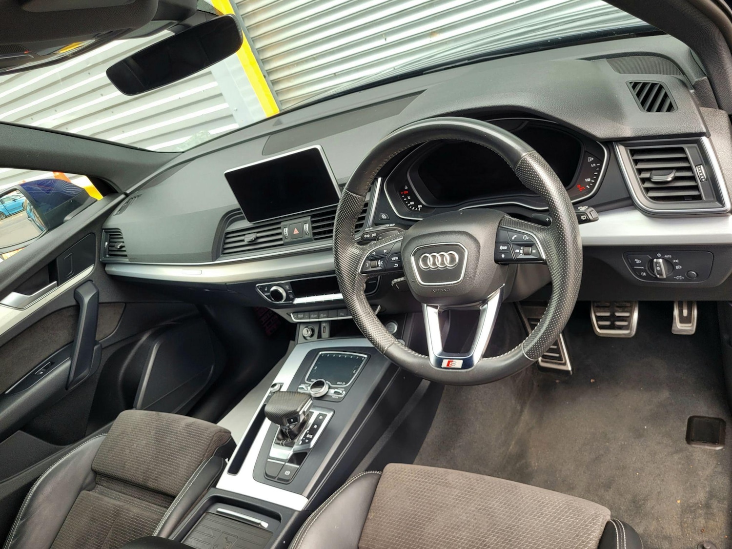 Used Audi Q5 2018 for sale - 76984709: Photo 31