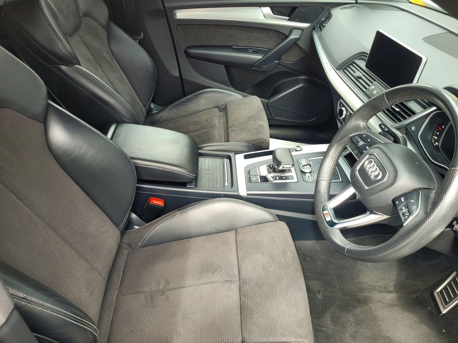 Used Audi Q5 2018 for sale - 76984709: Photo 34