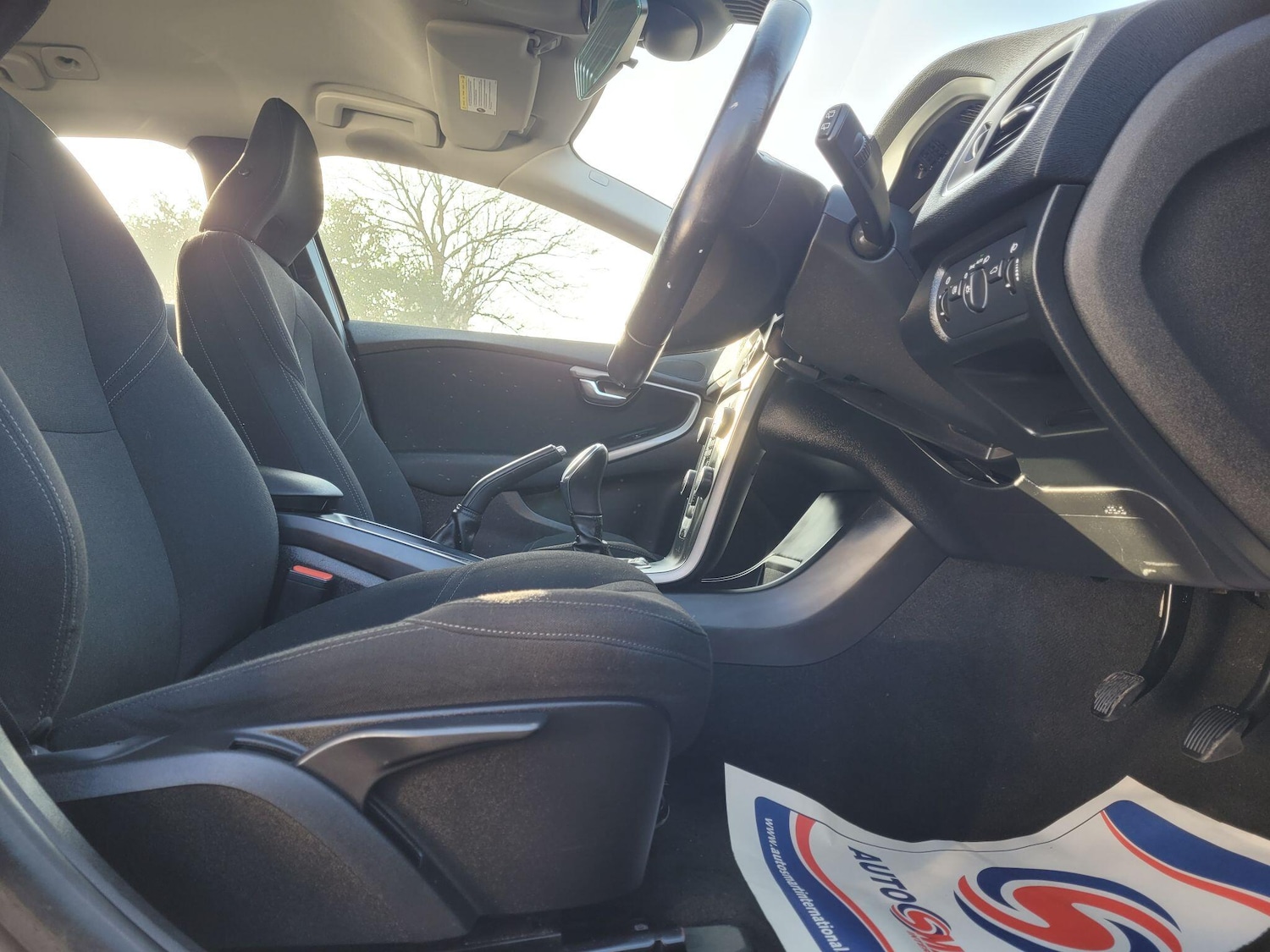 Used Volvo V40 2013 for sale - 77230455: Photo 19