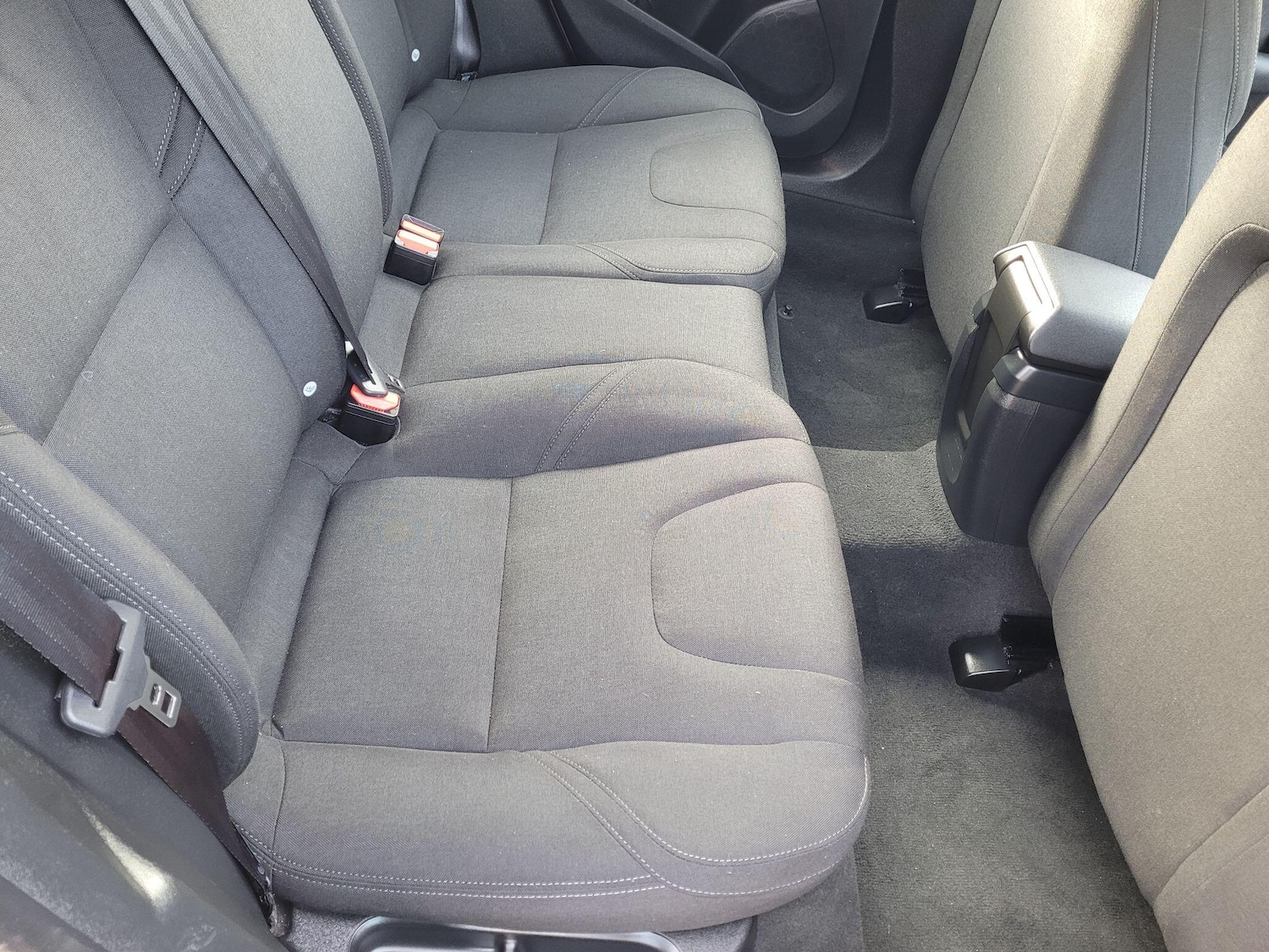 Used Volvo V40 2013 for sale - 77230455: Photo 24