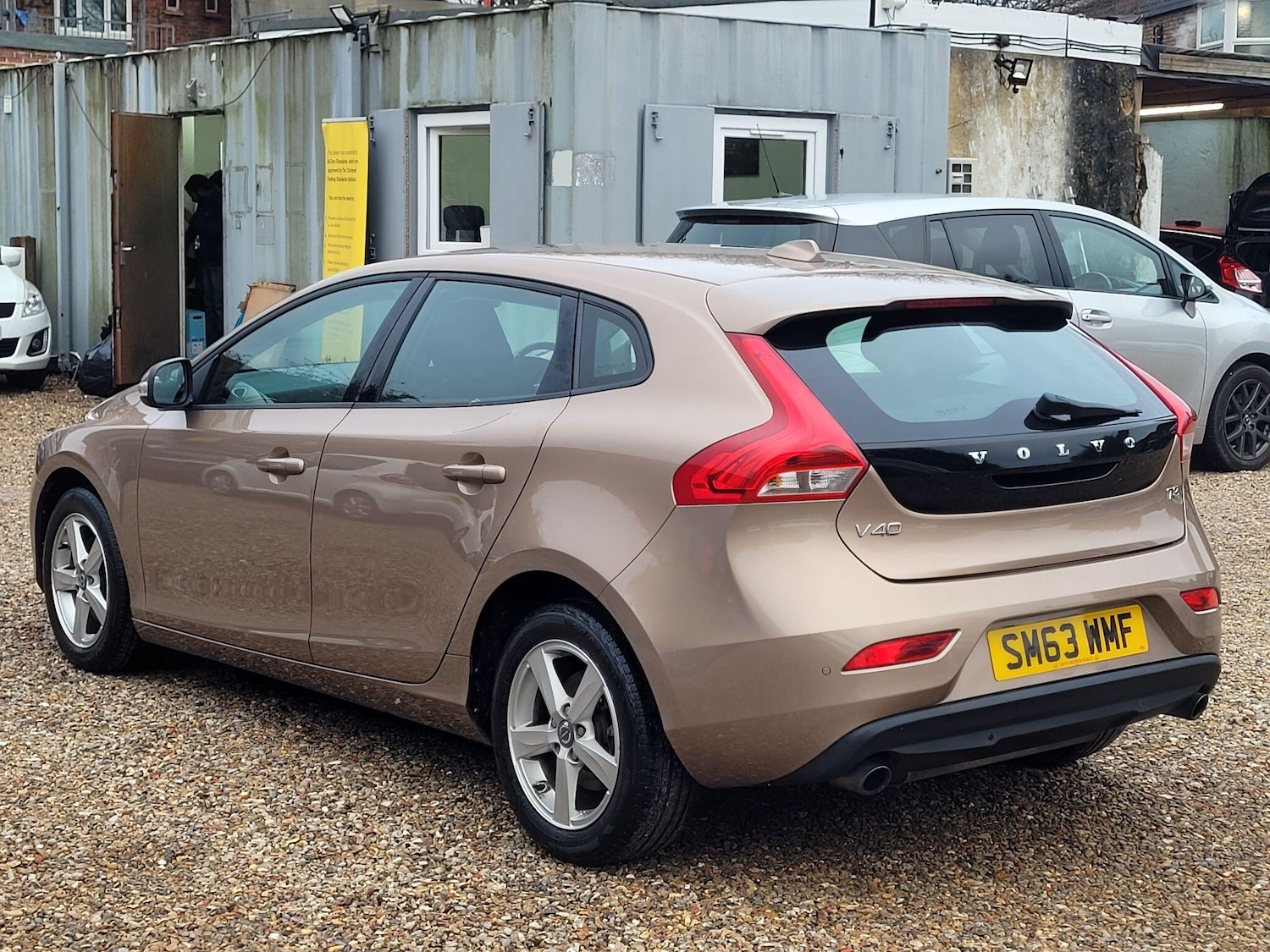 Used Volvo V40 2013 for sale - 77230455: Photo 8
