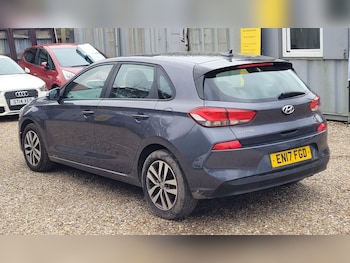 Used Hyundai i30 2017 for sale - 77671525: Photo