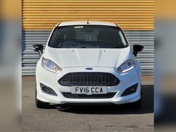 Used Ford Fiesta 2016 for sale - 75013729: Photo