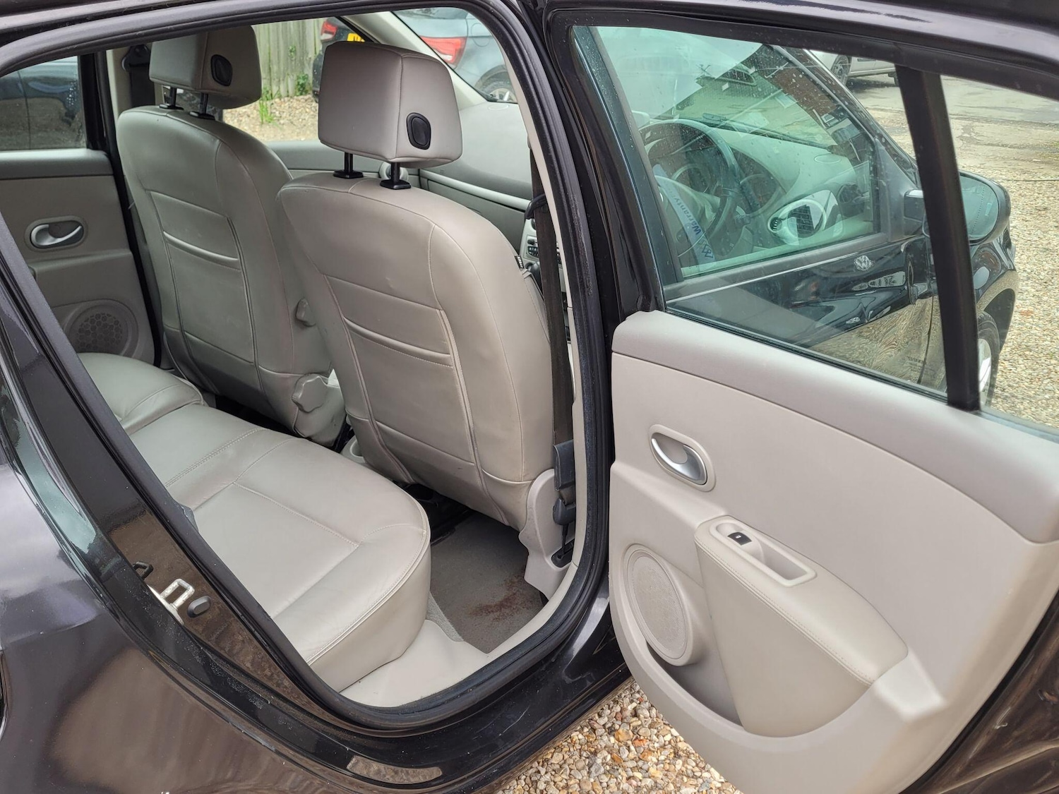 Used Renault Clio 2010 for sale - 77957346: Photo 15