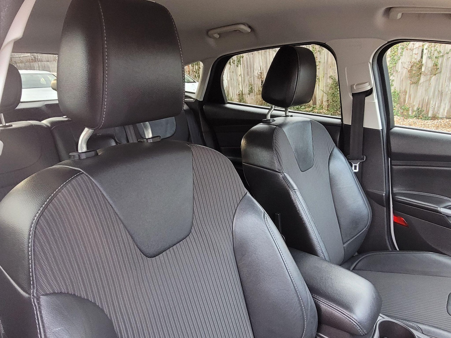 Used Ford Focus 2013 for sale - 77320748: Photo 18