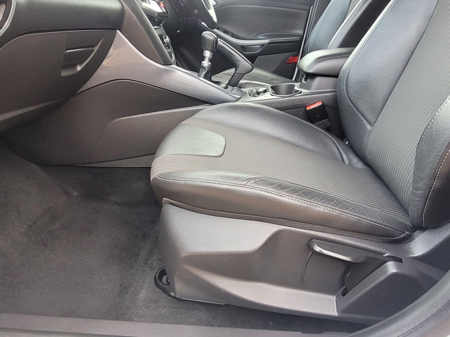 Used Ford Focus 2013 for sale - 77320748: Photo 24