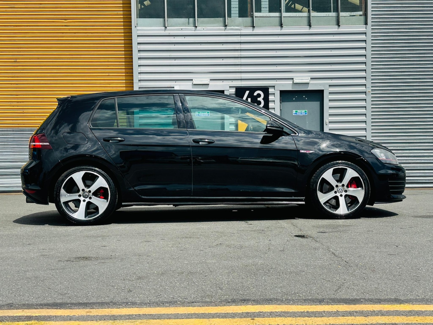 Used Volkswagen Golf 2014 for sale - 76317973: Photo 14