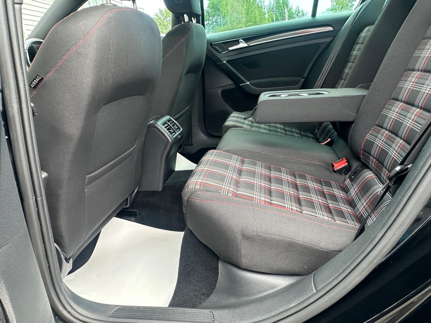 Used Volkswagen Golf 2014 for sale - 76317973: Photo 33