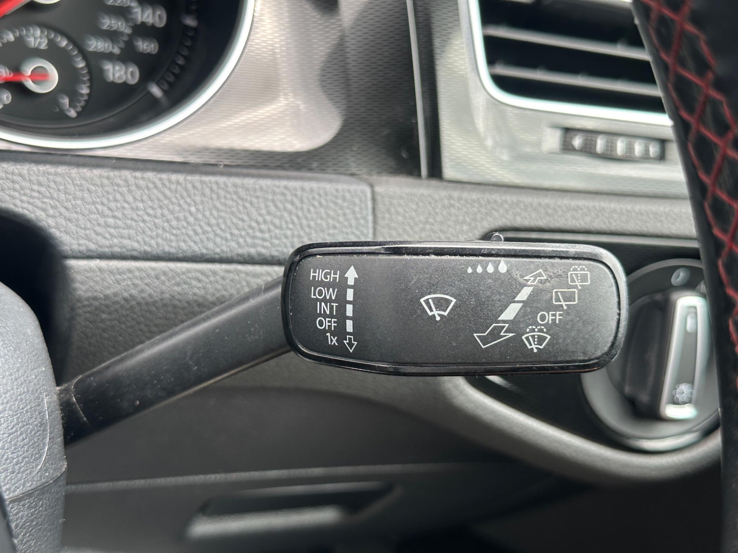 Used Volkswagen Golf 2014 for sale - 76317973: Photo 42