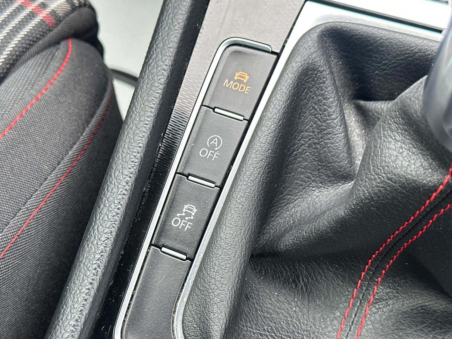 Used Volkswagen Golf 2014 for sale - 76317973: Photo 47