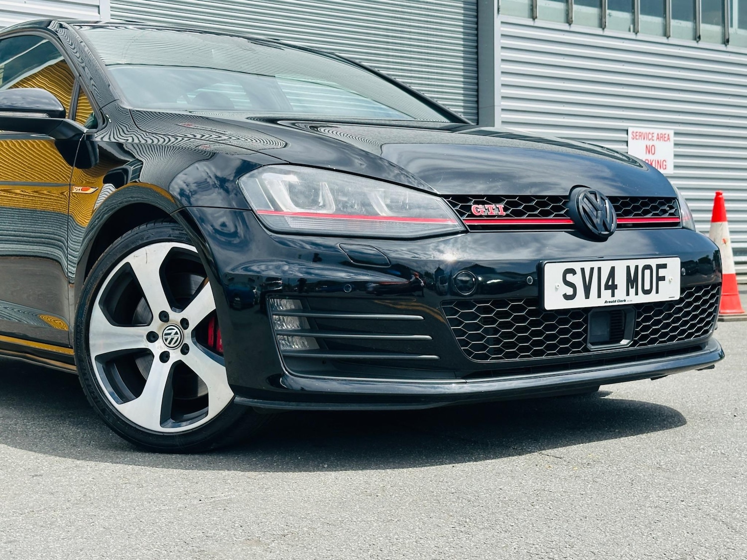 Used Volkswagen Golf 2014 for sale - 76317973: Photo 6