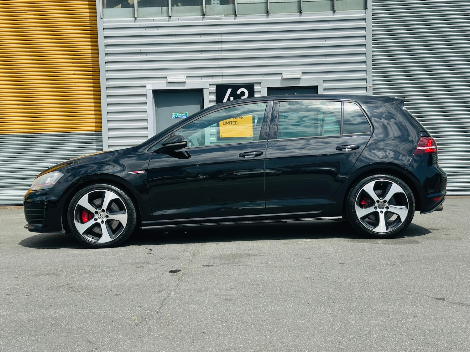 Used Volkswagen Golf 2014 for sale - 76317973: Photo 9