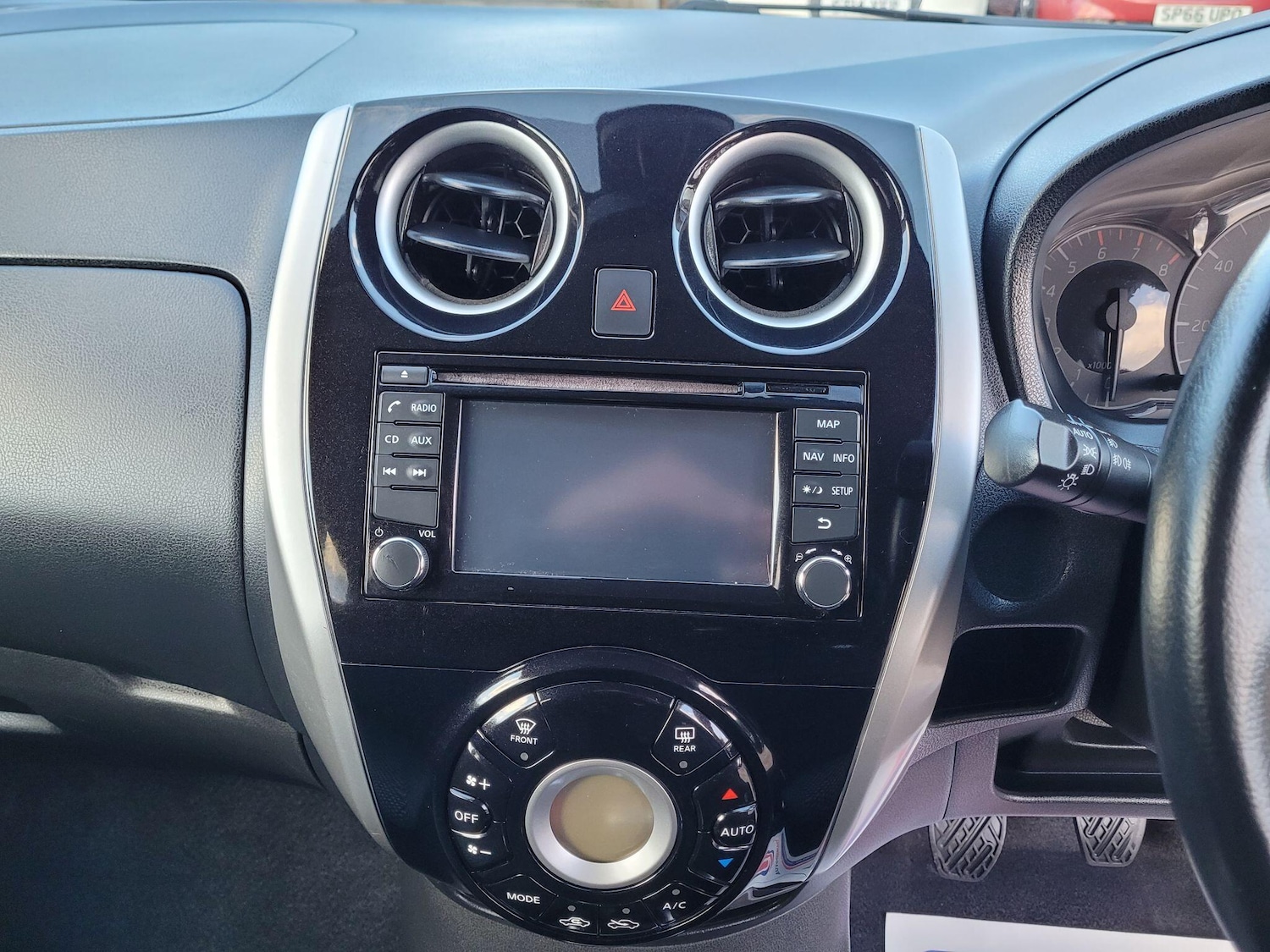 Used Nissan Note 2015 for sale - 77358469: Photo 45